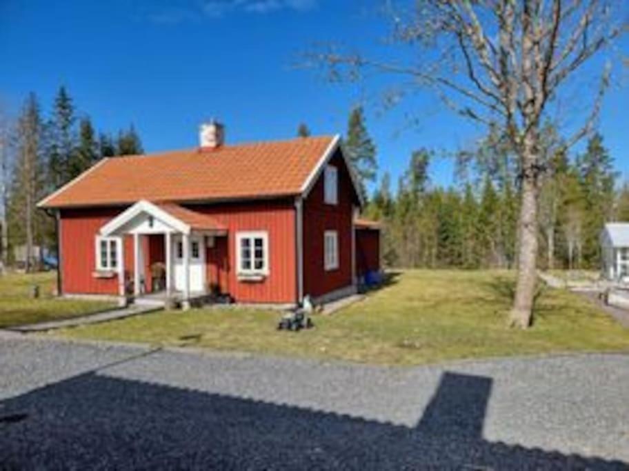 Villa Pa Landet, Habo Екстер'єр фото